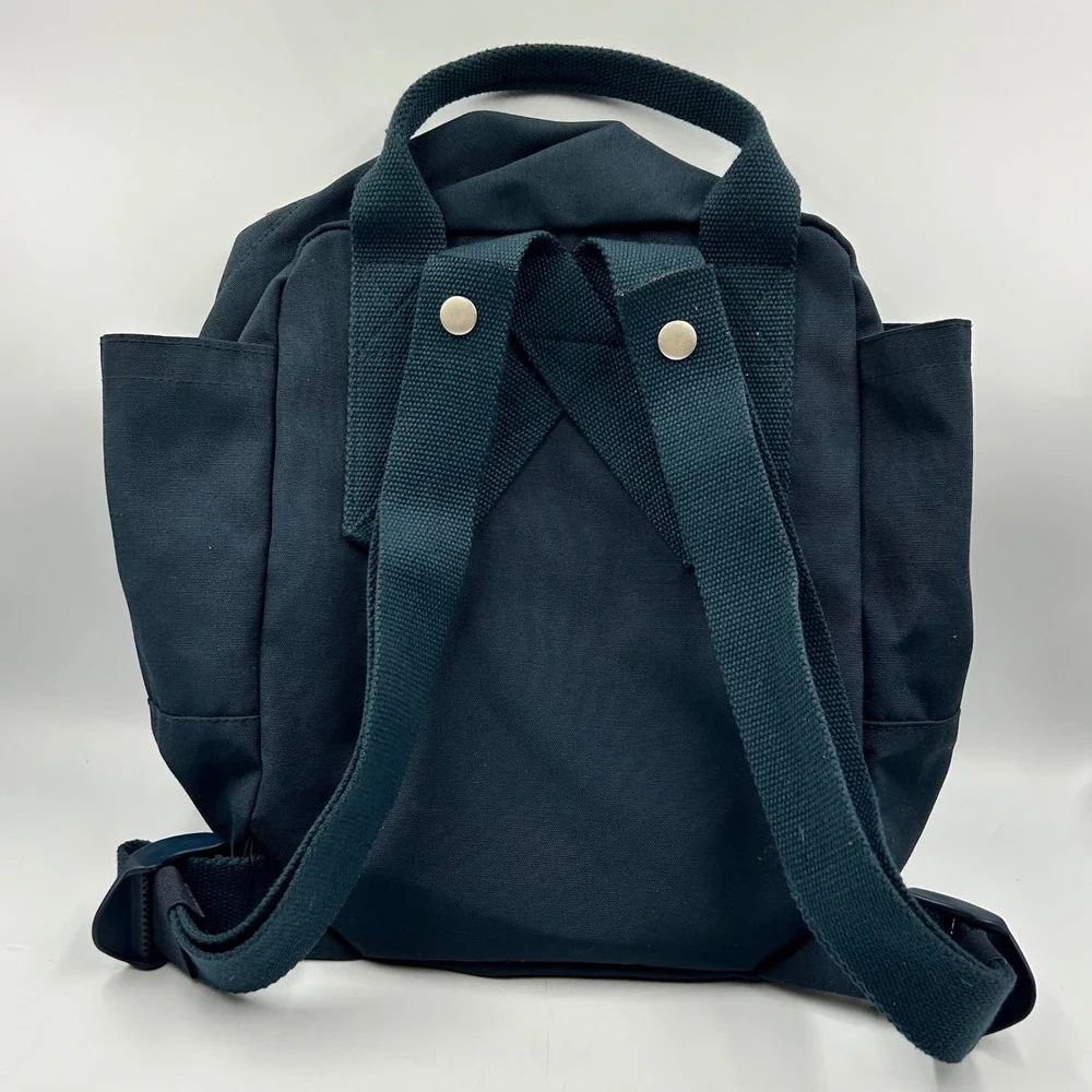 OSO Canada Backpack Navy Blue Small Banff Souvenir Patch EUC 12 x 12 x 4 in